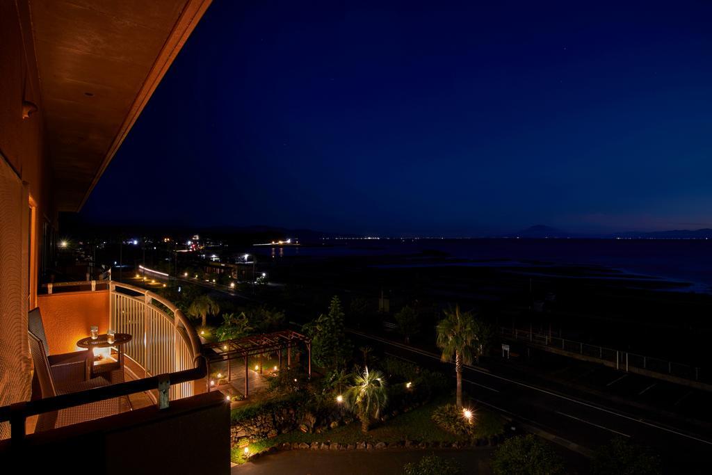 Hotel Koran no Yu Kinkouro Ibusuki Exterior foto